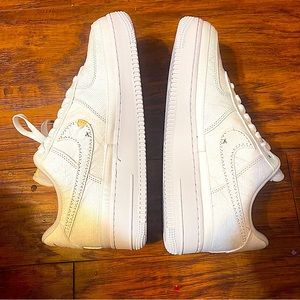 Never Worn - bought the wrong size